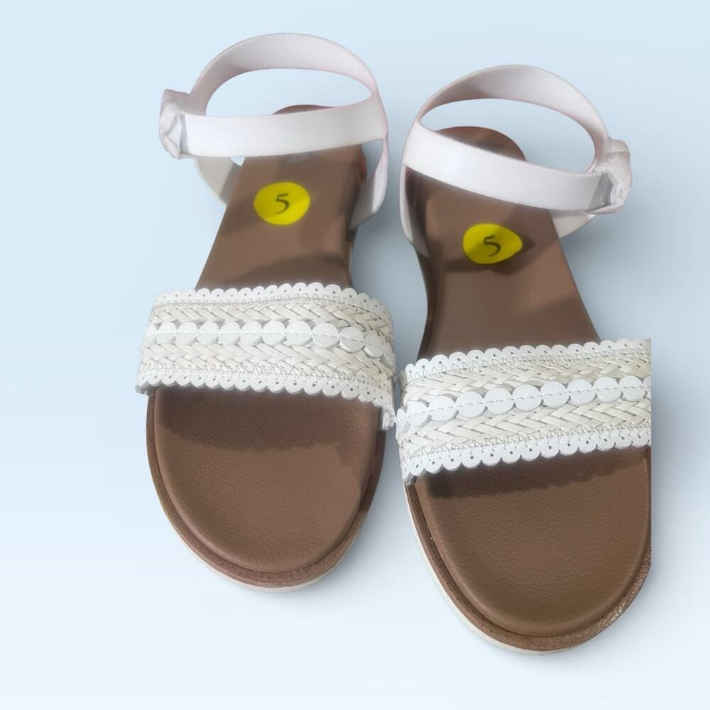 Mia Girl White Brynne Sandals Size 5  Braided Strip Detail Women’s 6.5